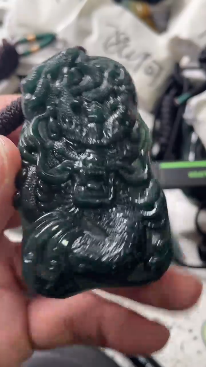 颈饰未镶嵌翡翠8