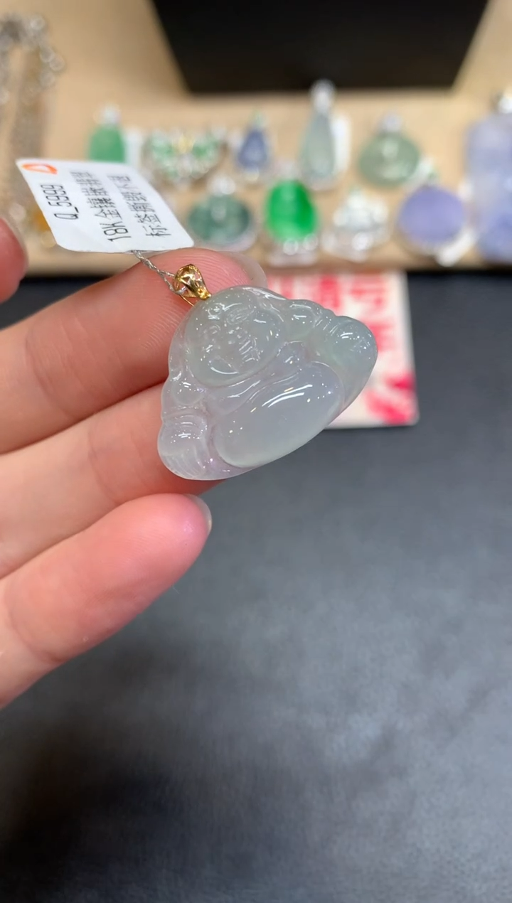 【闪购商品】翡翠颈饰18K金镶嵌佛公【无服务费】
