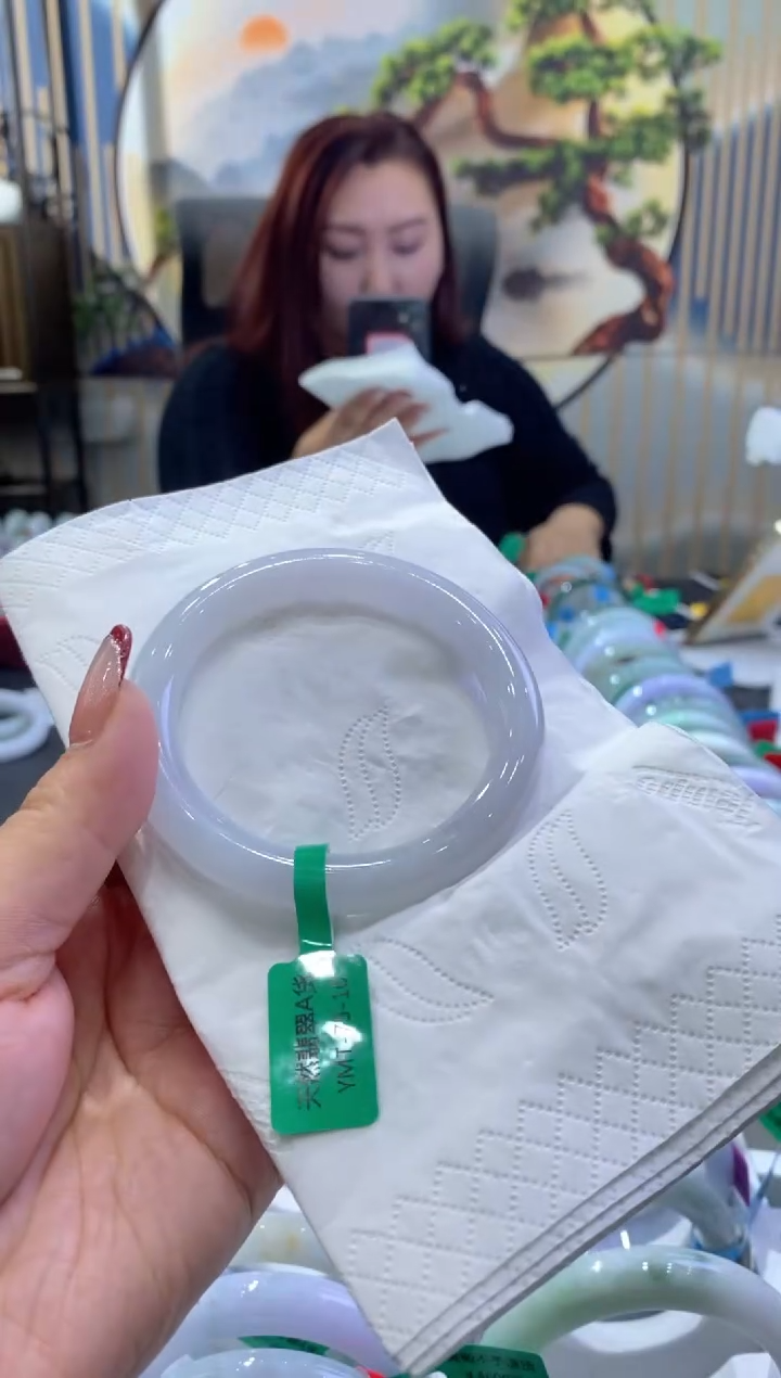 【闪购商品】翡翠手镯未镶嵌00006478