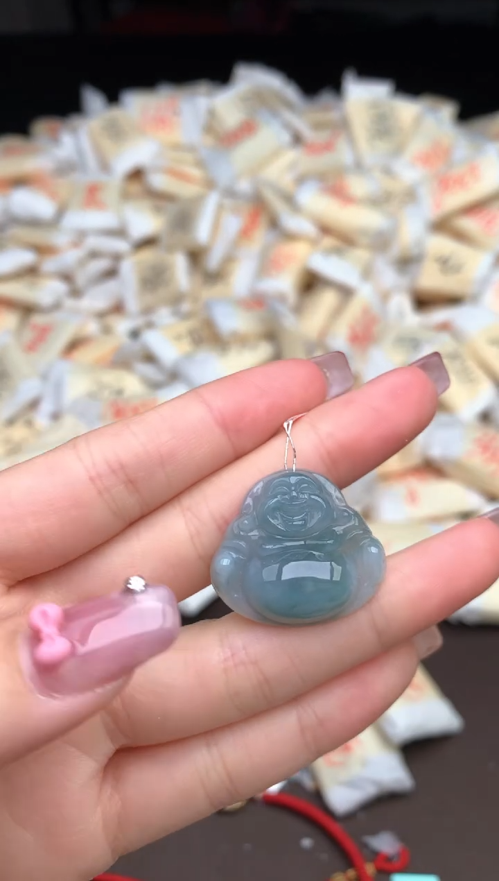 【闪购商品】翡翠颈饰未镶嵌—