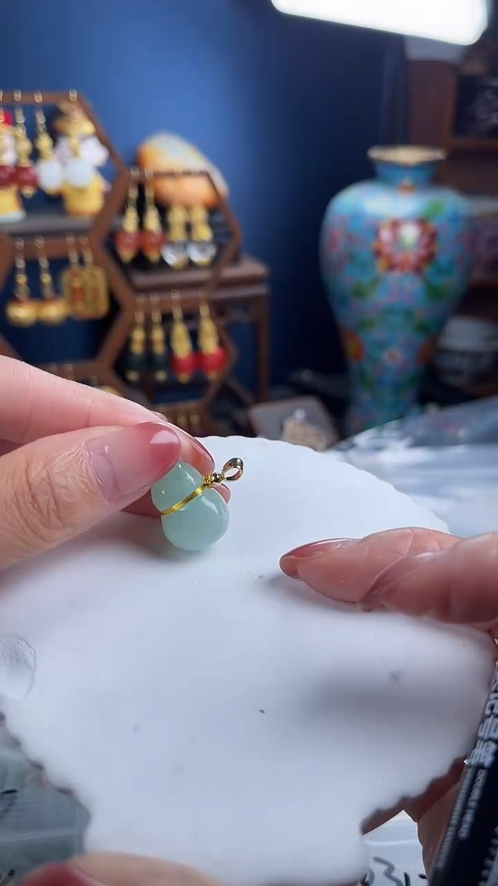 未镶嵌挂件翡翠大*，121130