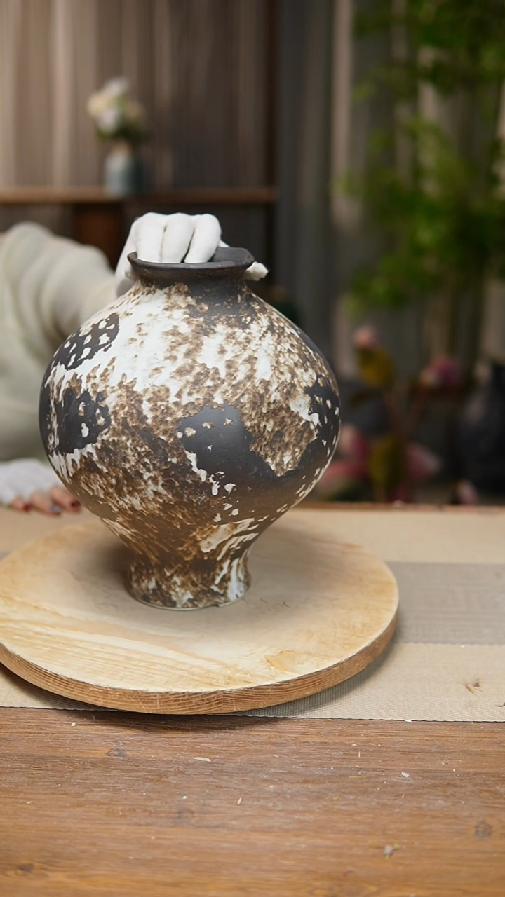 【闪购商品】陶瓷 花器诧寂黑灯笼
