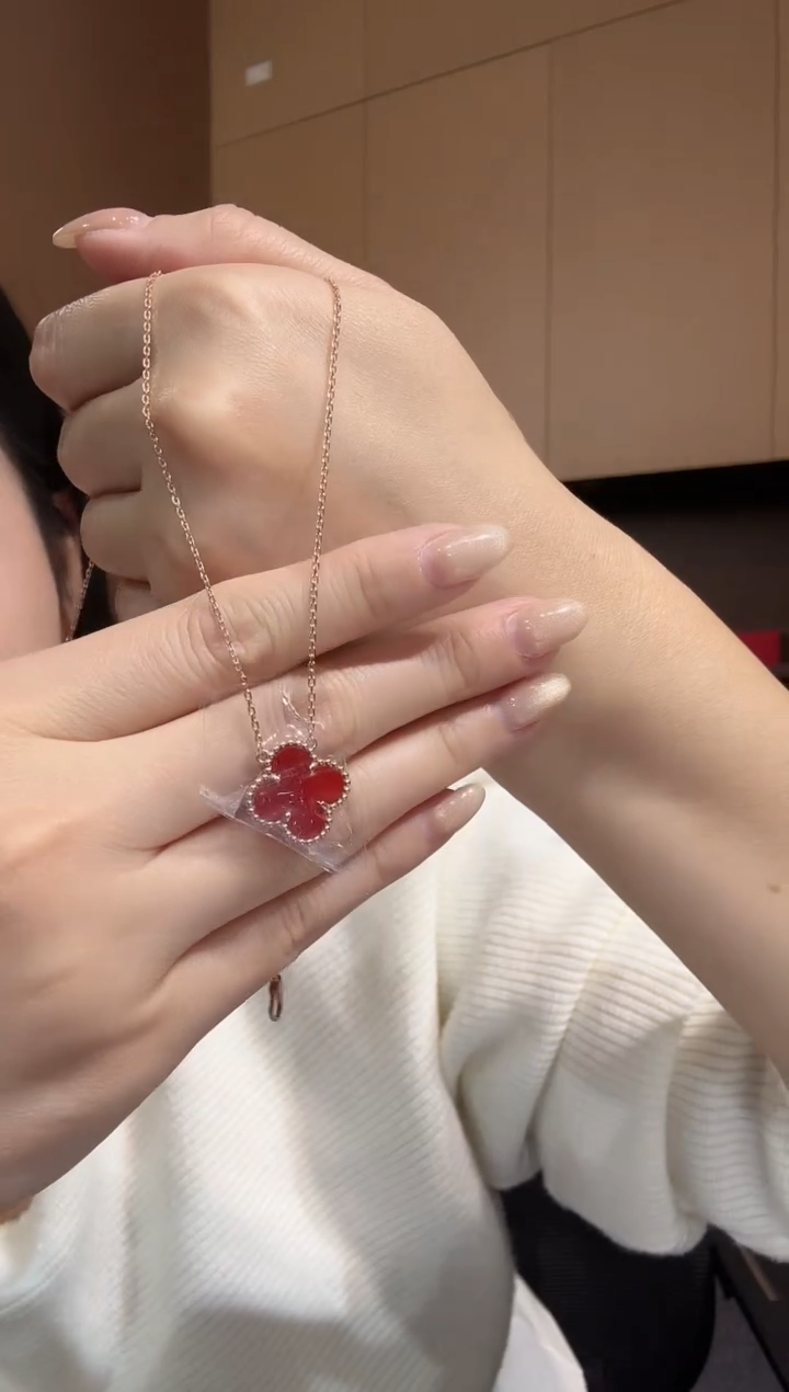 【闪购商品】玛瑙/玉髓套链18K金镶嵌 红色k黄，四叶草套链GHJ25版