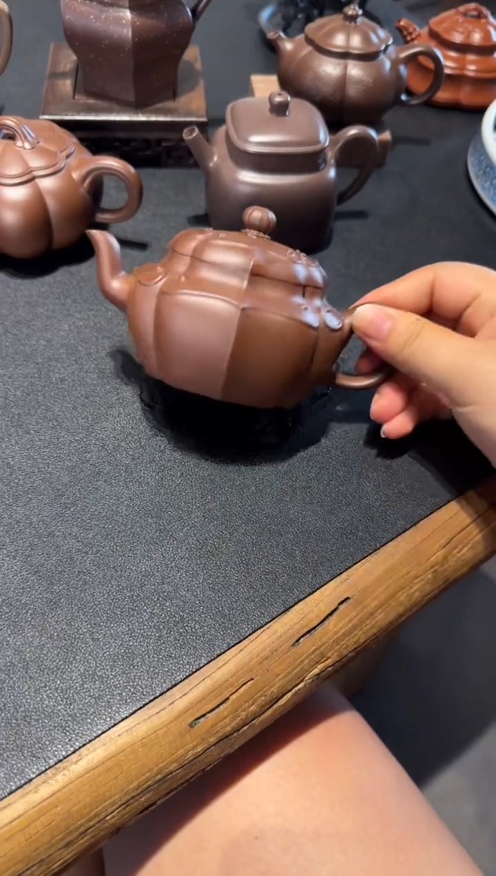 茶壶紫砂上****）向阳而生