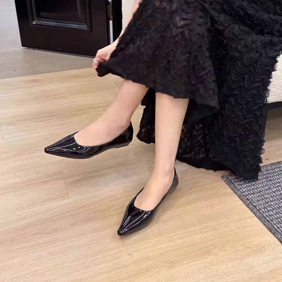 88010   新款舒适浅口平底百搭单鞋