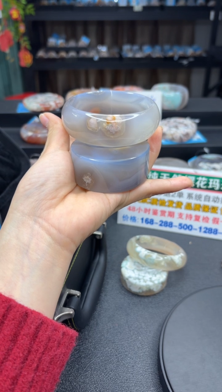 【闪购商品】石英质玉手镯未镶嵌2090（64圈赠送镯心）