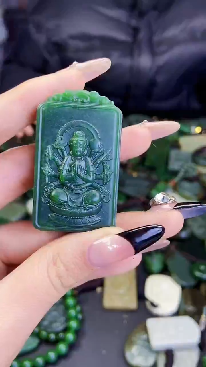 颈饰未镶嵌和田玉1