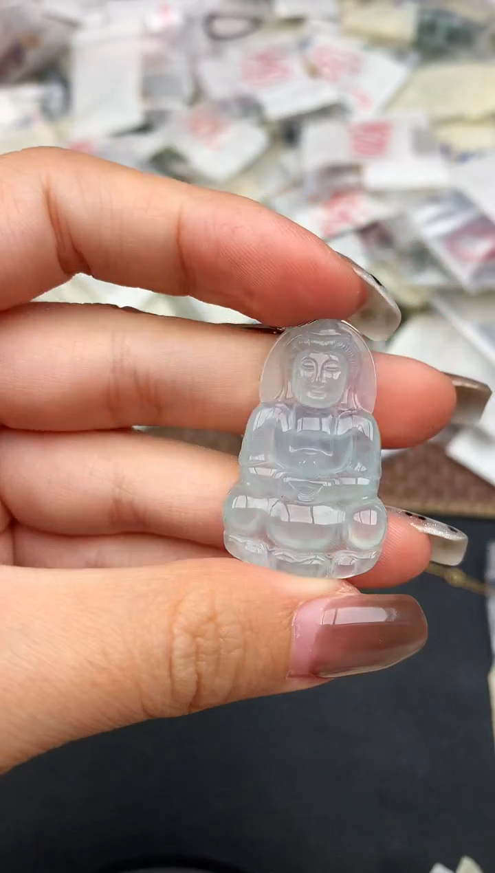 未镶嵌挂件翡翠—