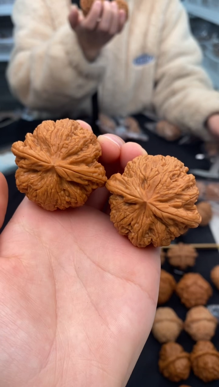 【闪购商品】文玩核桃把件肉球筋42-u753