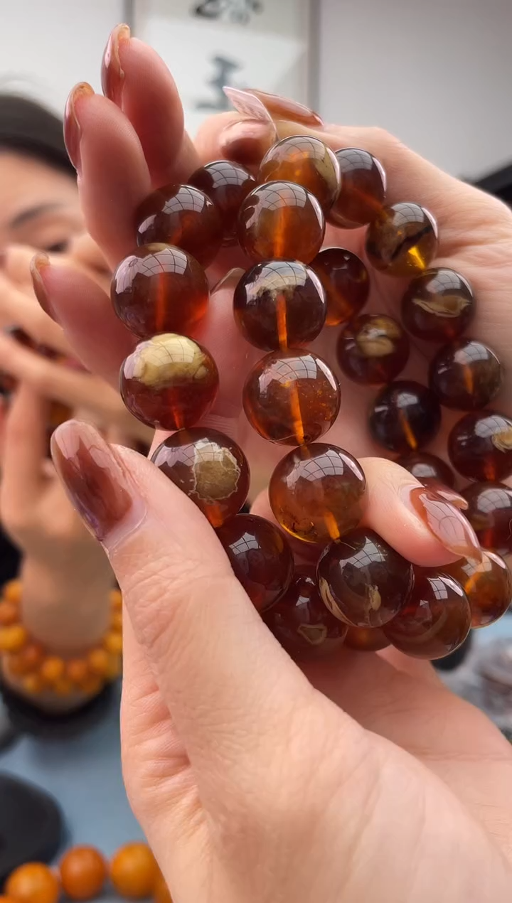 【闪购商品】琥珀珠宝奇石未镶嵌028，假一罚十多样性发其一