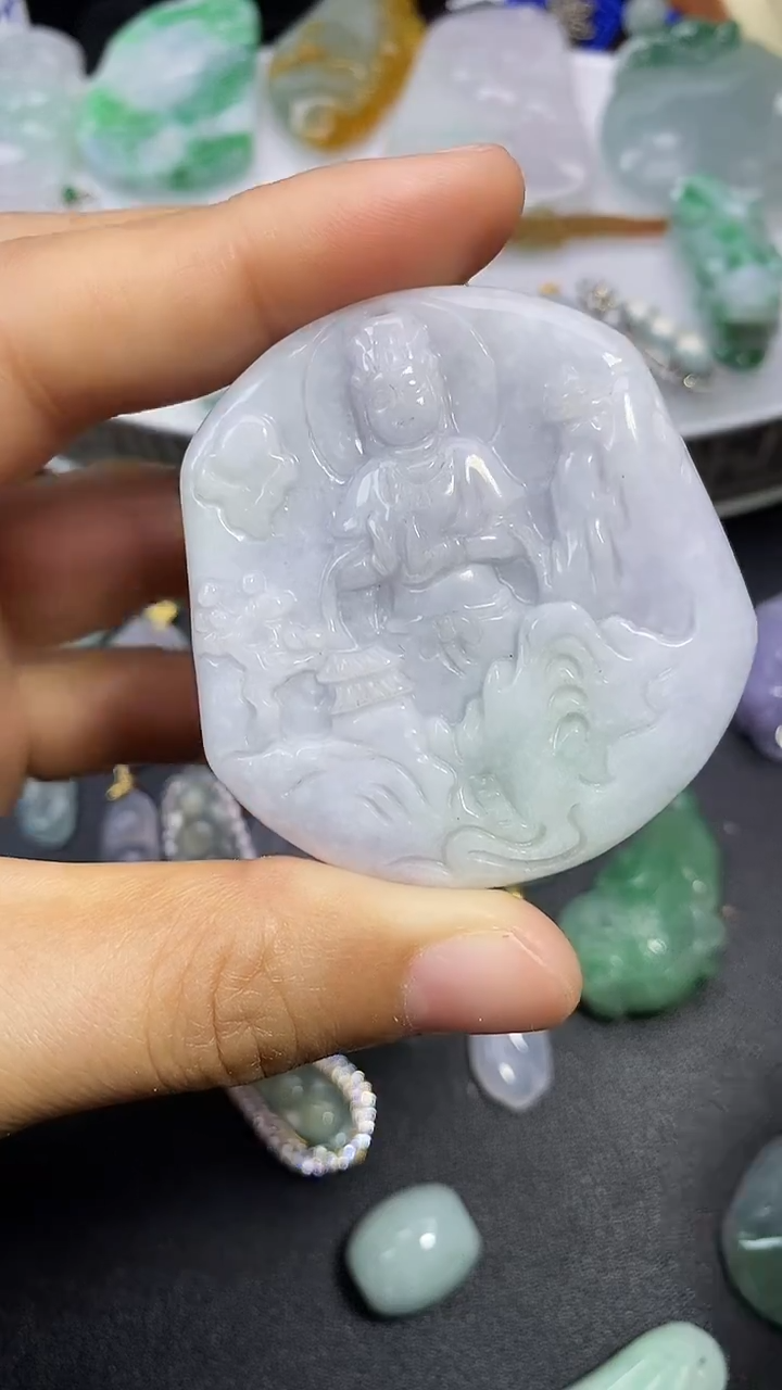 颈饰未镶嵌翡翠吊坠