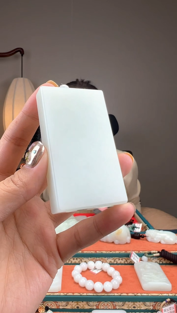 【闪购商品】和田玉颈饰未镶嵌1