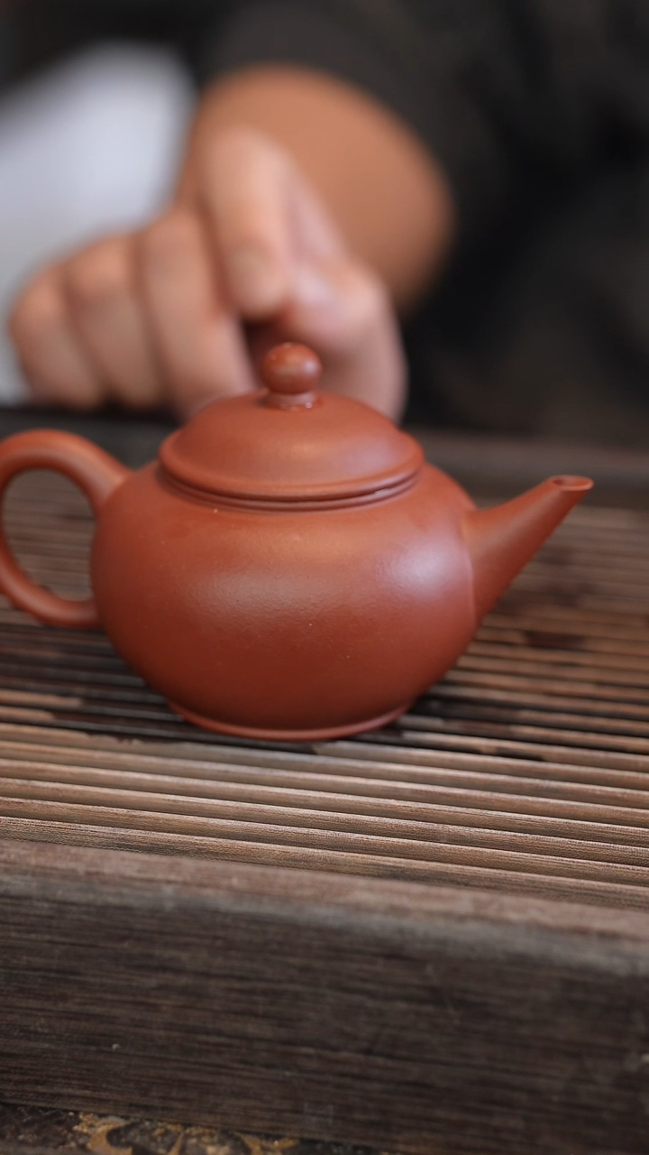 茶壶紫砂水平 北红赤铁 半手工 180cc