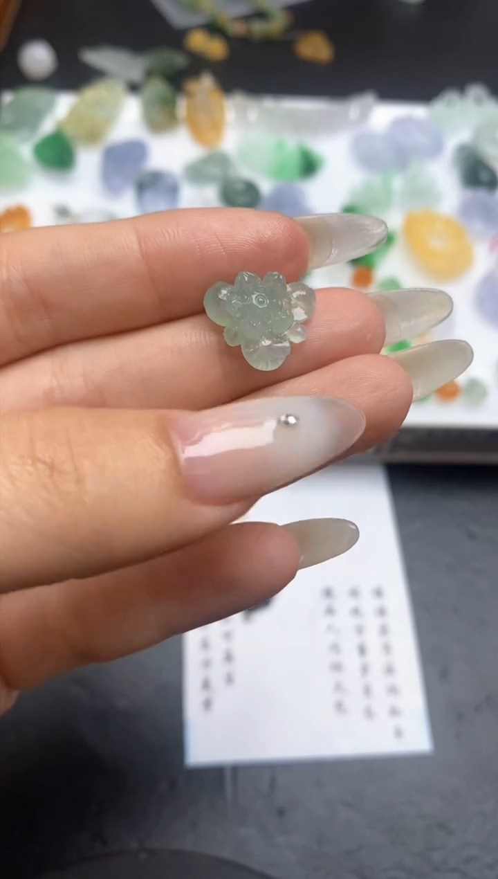 定制翡翠未镶嵌翡翠毛货~