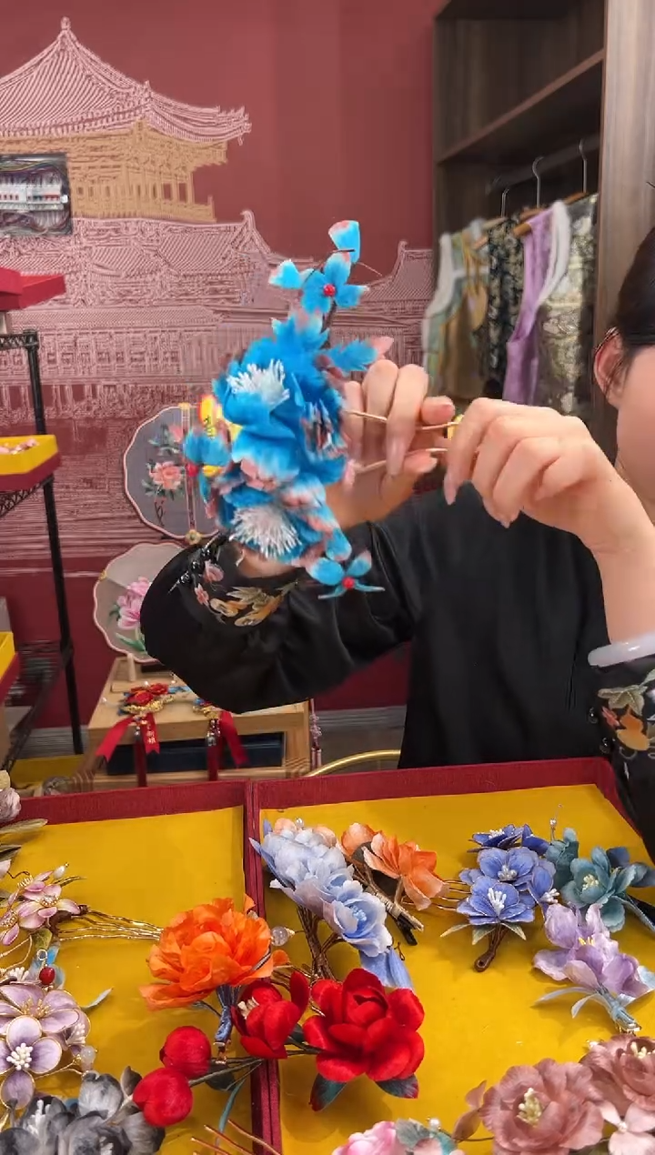 【闪购商品】刺绣非遗绒花（发饰） 