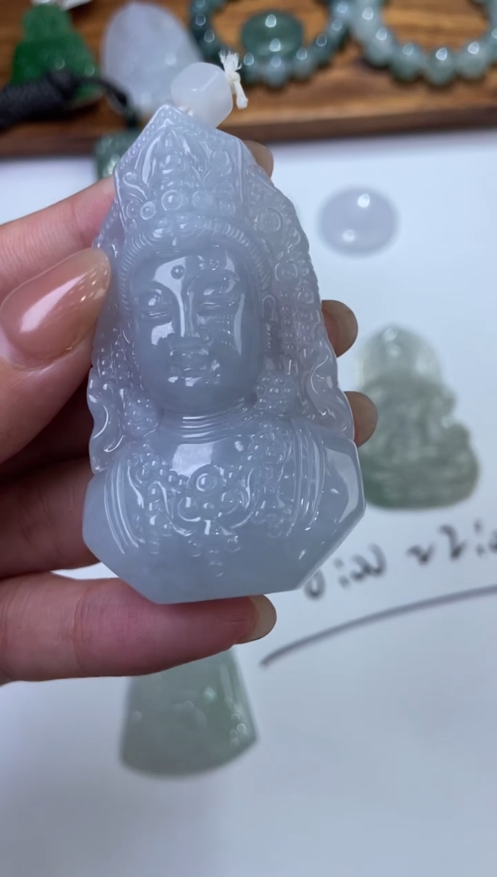 翡翠未镶嵌颈饰2203400  