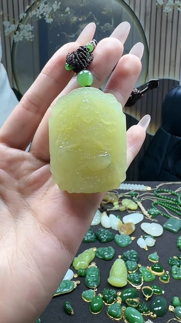 未镶嵌和田玉挂件1