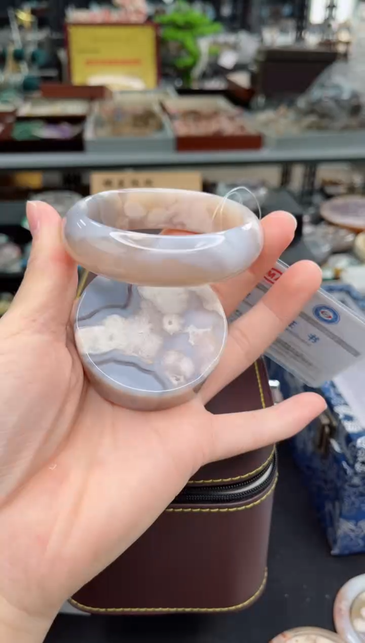 【闪购商品】石英质玉手镯未镶嵌58圈口（赠品镯心）3448833