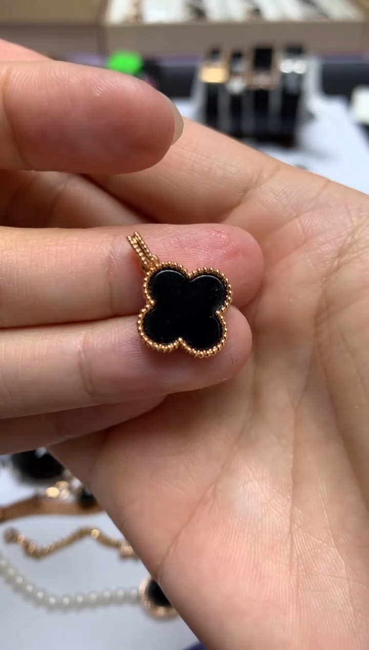 【闪购商品】翡翠颈饰18K金镶嵌净货