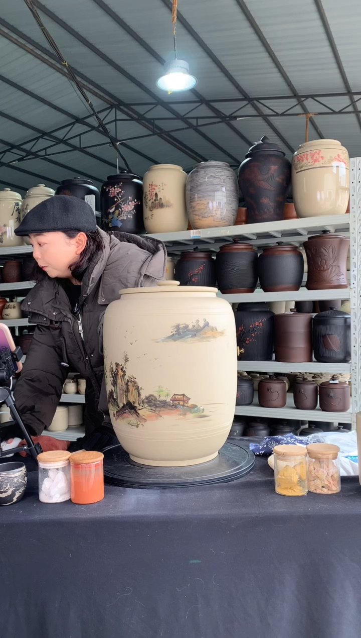 【闪购商品】罐白泥山水彩绘20饼茶罐