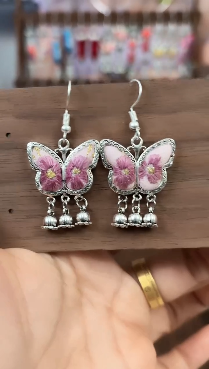 织绣非遗艺枝独秀老绣饰品130