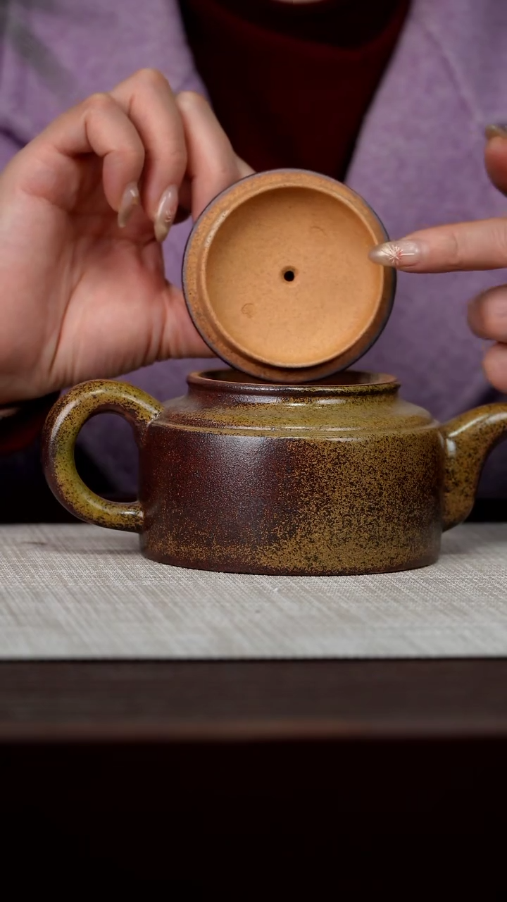 【闪购商品】宜兴原矿紫砂壶茶壶350C