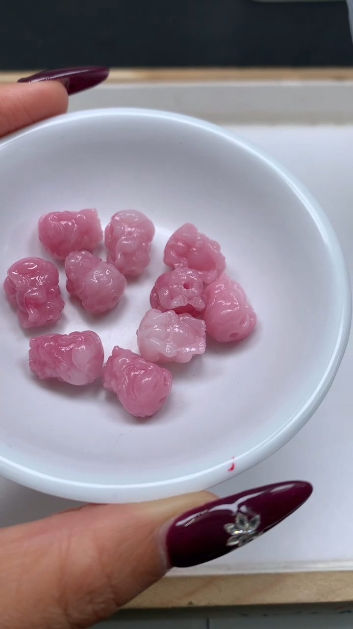 未镶嵌散珠拼合珍珠（马贝珠）A2074 女皇贝 貔貅10*14mm3个5.8元