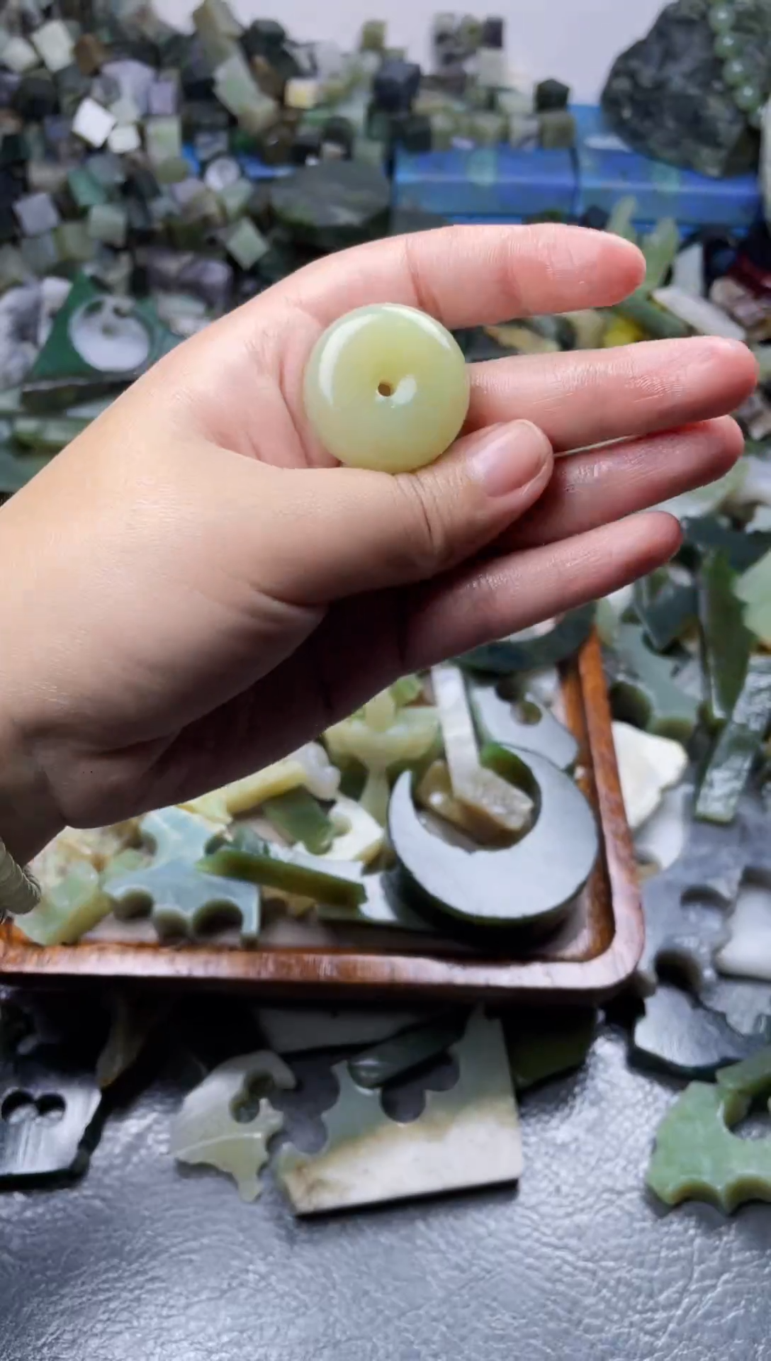 吊坠(不含链)未镶嵌和田玉微瑕平安扣4