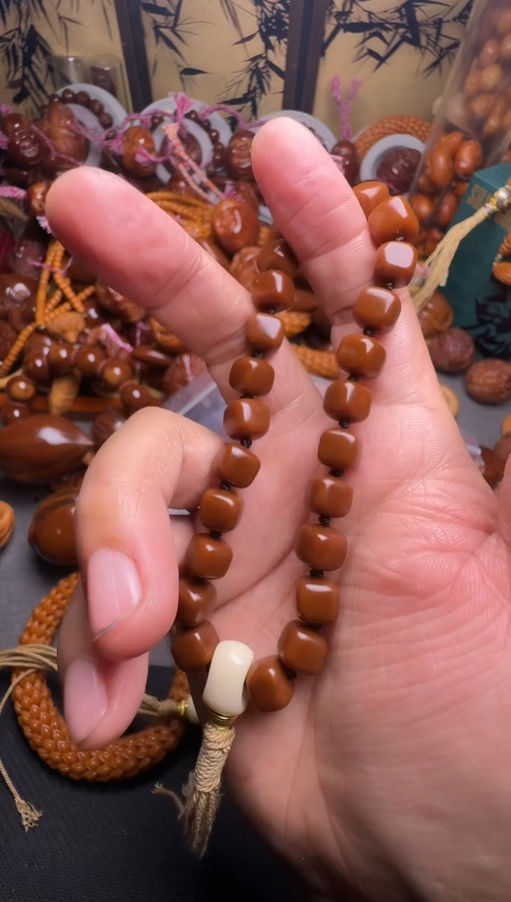 手串橄榄核猴头方糖