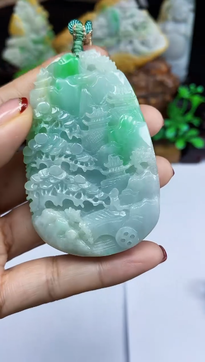 【闪购商品】翡翠颈饰未镶嵌翡翠A货