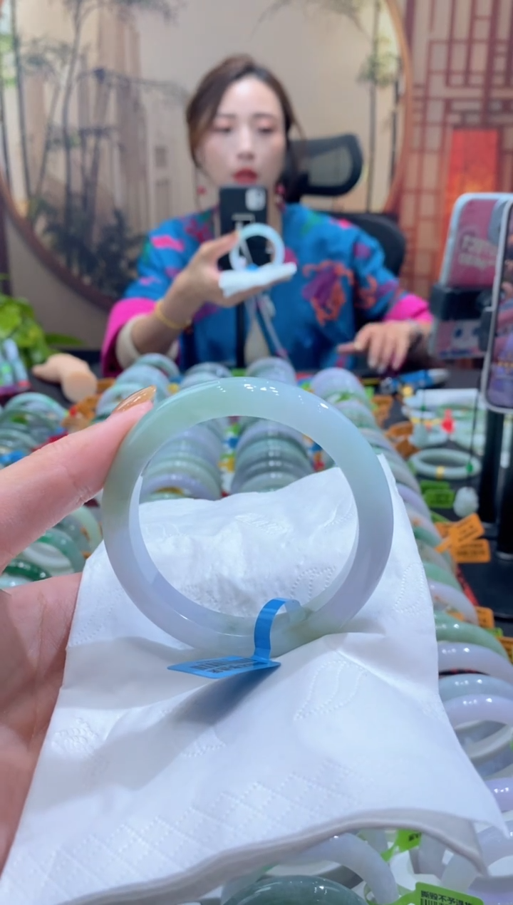 未镶嵌手镯翡翠000089399