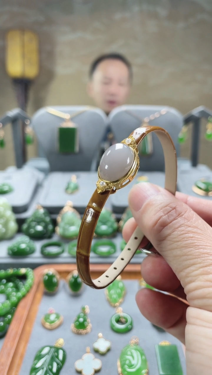 【闪购商品】和田玉手链银S925镀金镶嵌12x16mm