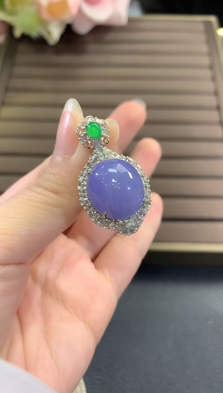 吊坠(不含链)18K金镶嵌翡翠f92 紫货有色差