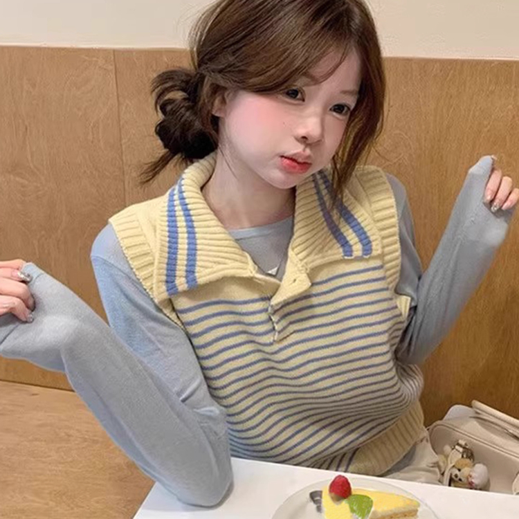 韩系设计感条纹翻领针织马甲背心女秋季新款叠穿无袖休闲显瘦马甲