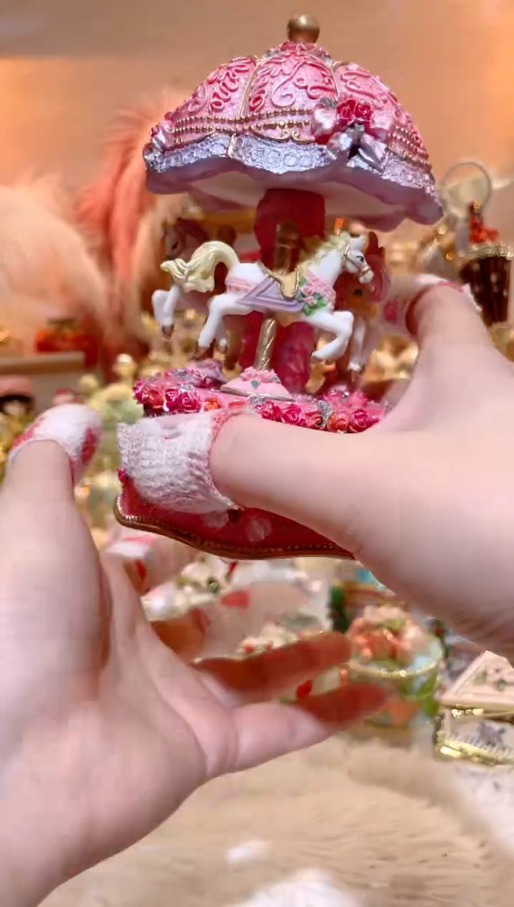 树脂粉色小木马音乐铃