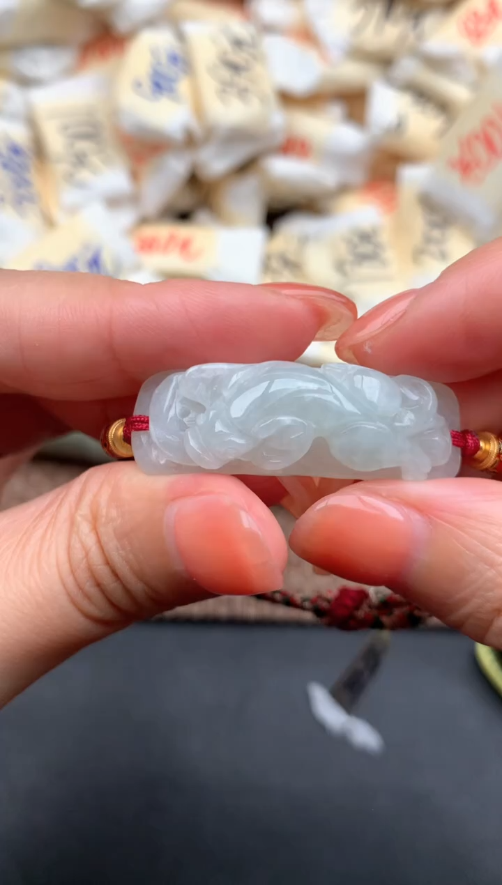 未镶嵌挂件翡翠1