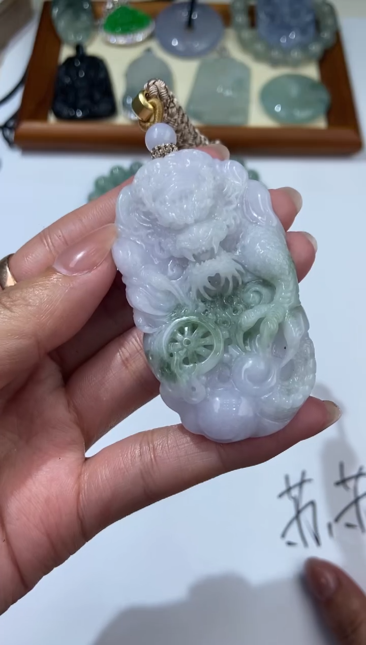 【闪购商品】翡翠未镶嵌颈饰2206099  
