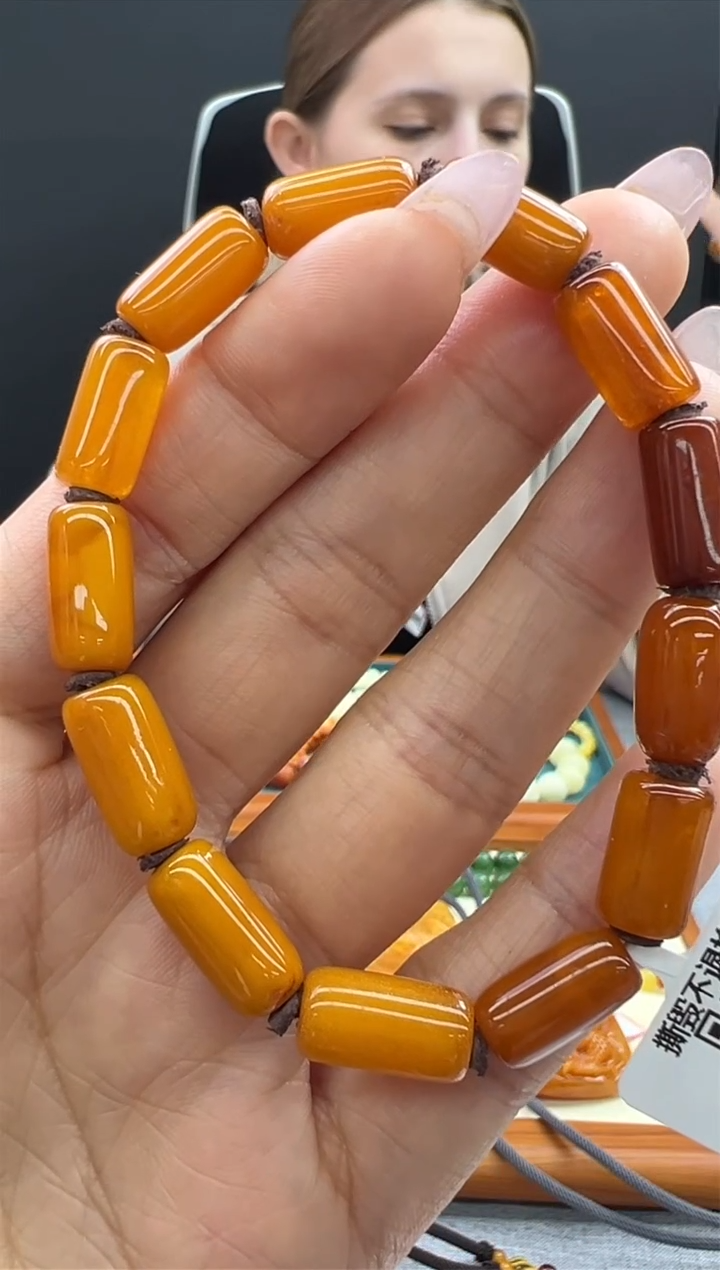 【闪购商品】琥珀手串未镶嵌798秒拍号