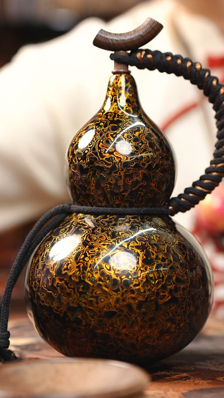 【闪购商品】RT150漆艺酒葫芦不包手串及旋转底座