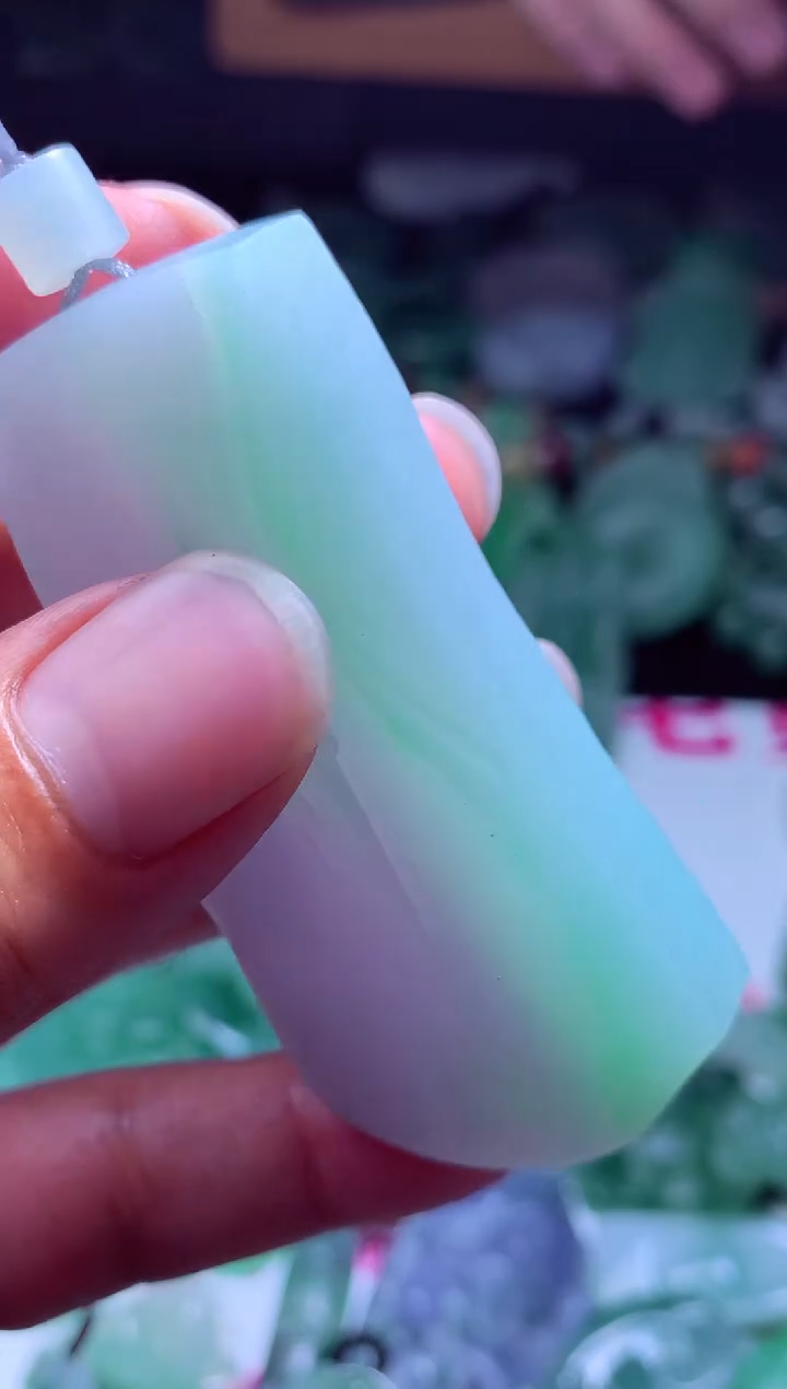 定制翡翠未镶嵌翡翠毛货定制