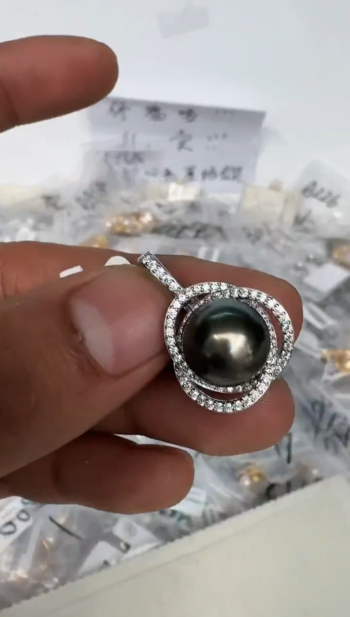 颈饰银S925镶嵌海水珍珠吊坠