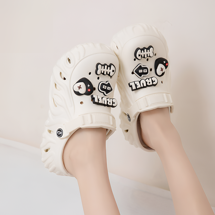 厚底踩屎感洞洞鞋女包头夏季轻便沙滩鞋EVA透气防滑两穿凉拖可爱