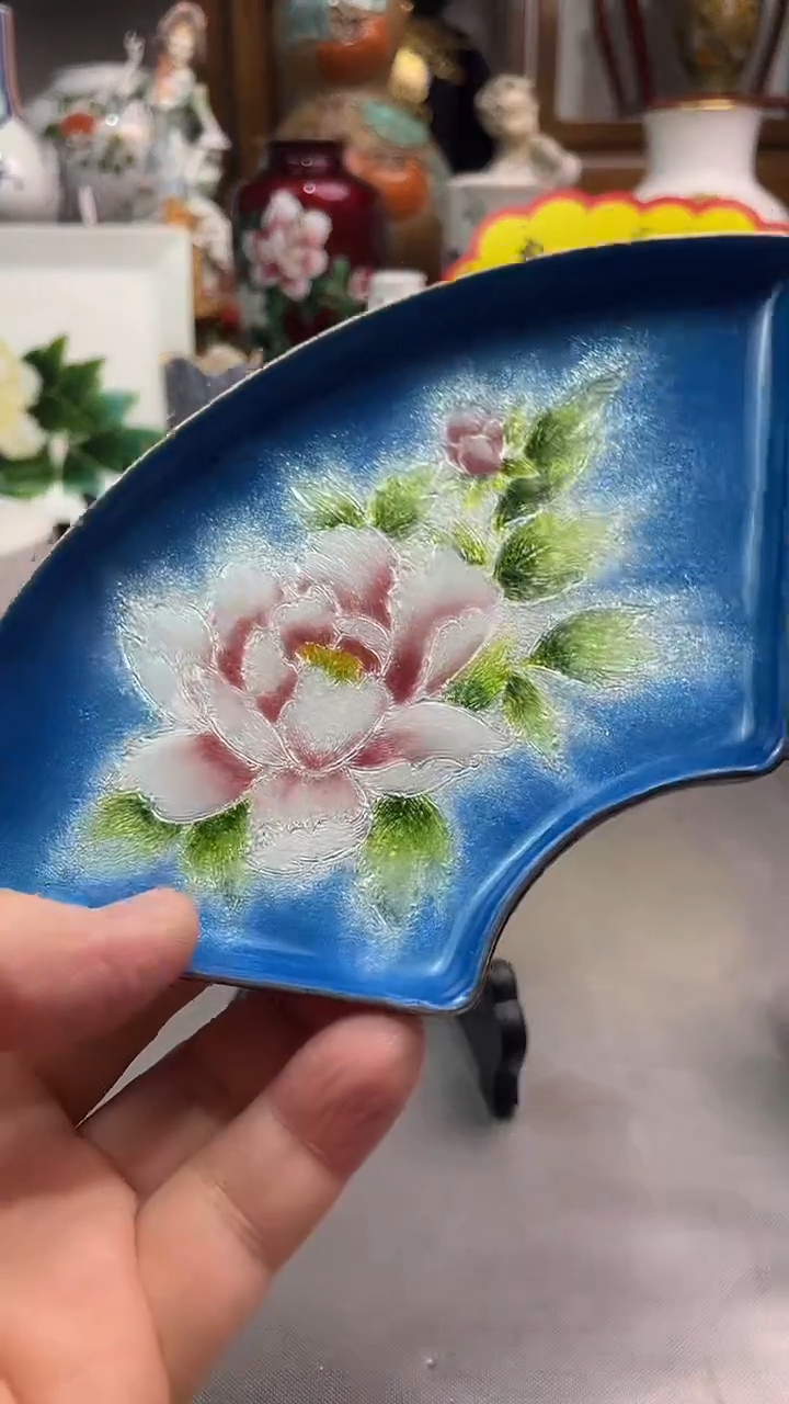 瓷片七宝扇形盘(微瑕）