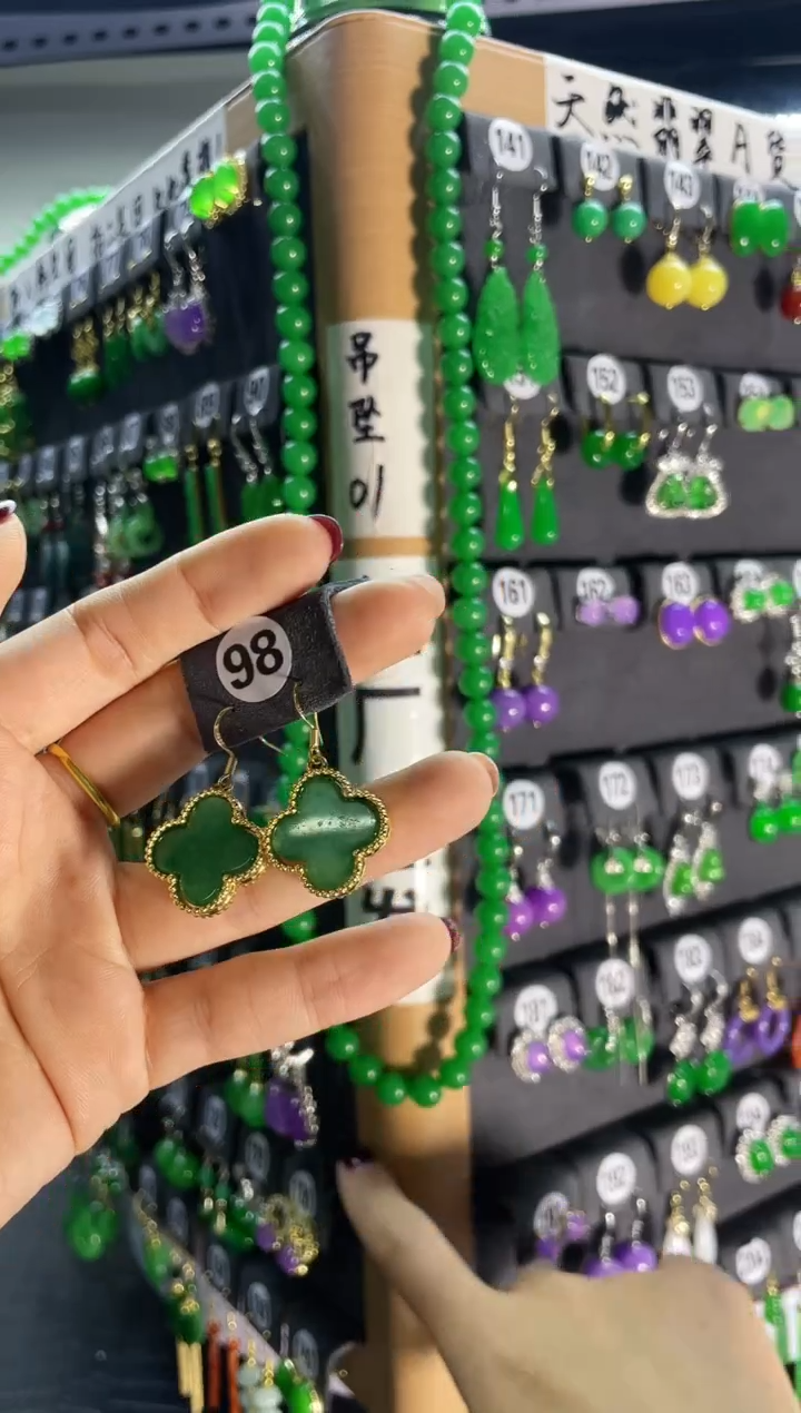 【闪购商品】翡翠耳饰银S925镶嵌98..