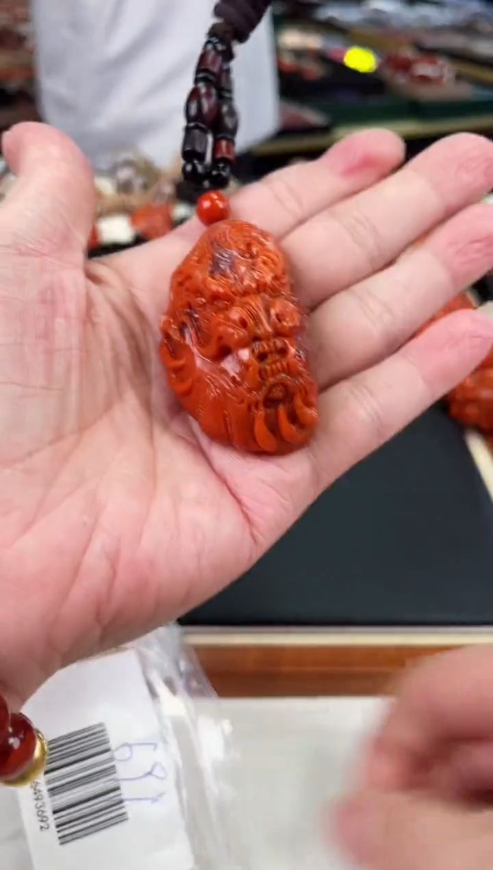 【闪购商品】南红玛瑙手把未镶嵌一个/条