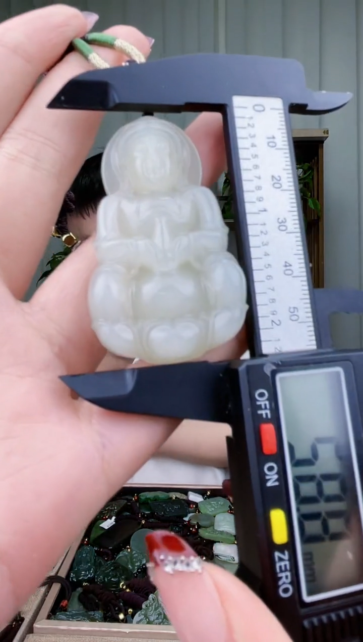 【闪购商品】和田玉挂件未镶嵌拍一发一，多样性发货！