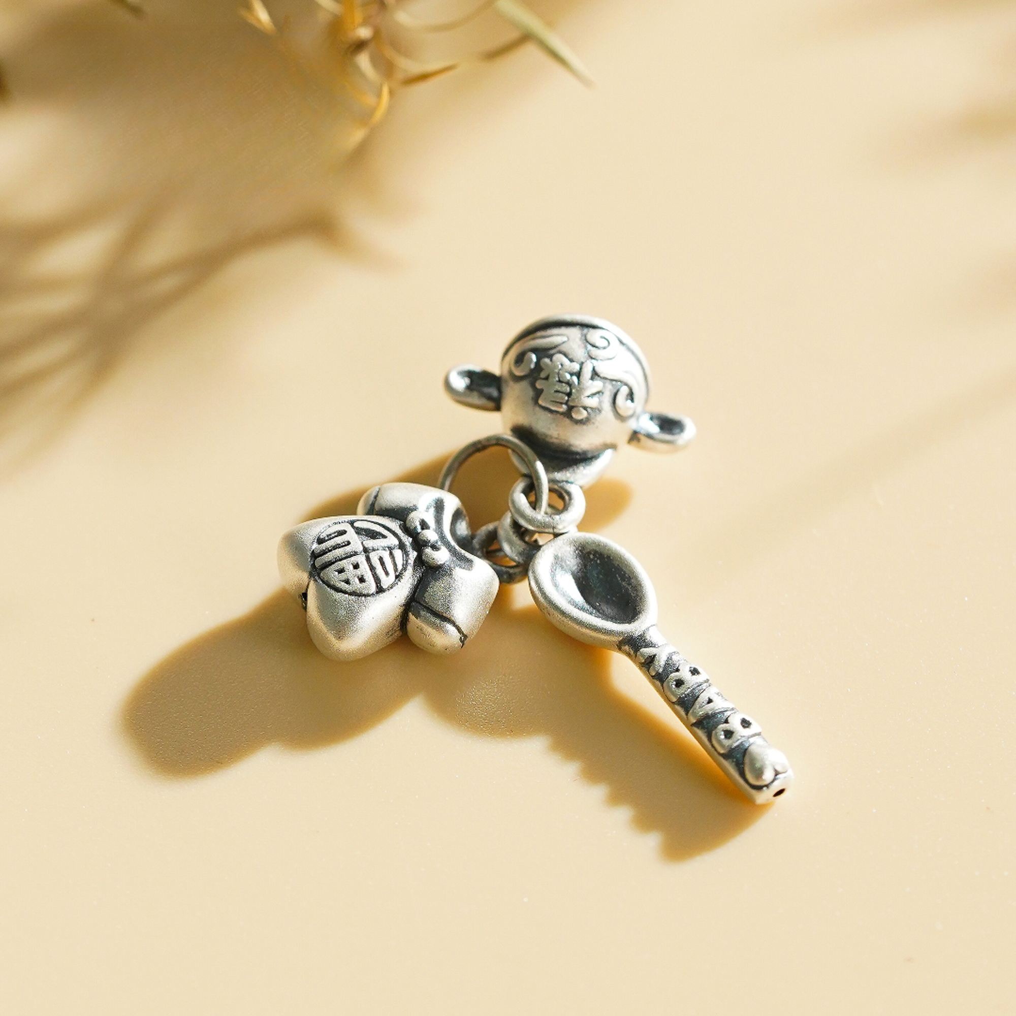 中国珠宝 吊坠足银 999衣食福禄吊坠设计感个性diy饰品做旧挂坠