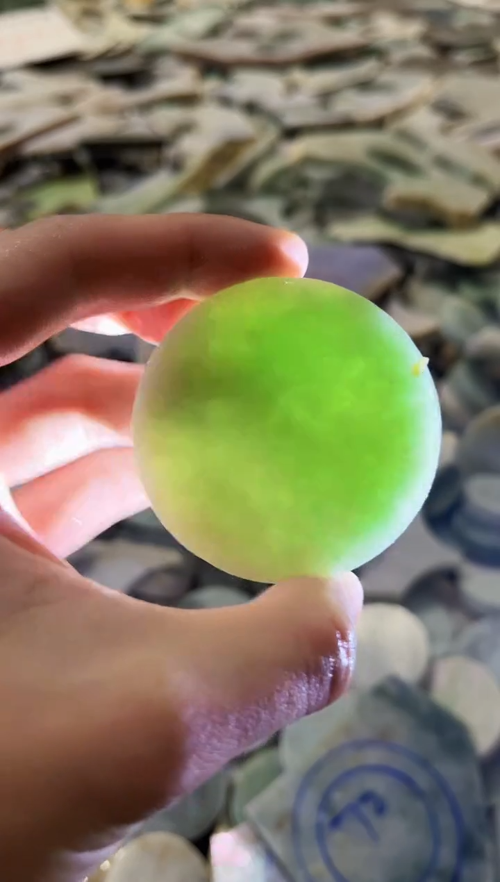 【闪购商品】翡翠颈饰未镶嵌A货吴平012