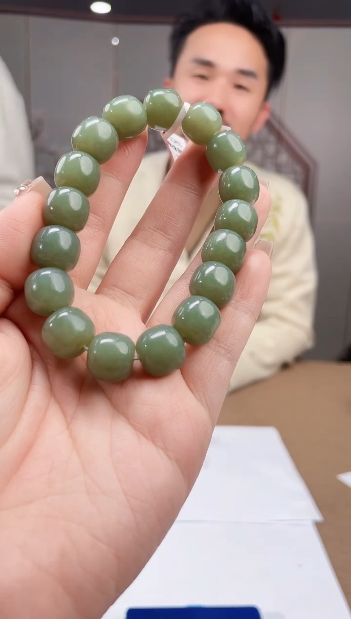 【闪购商品】定制和田玉多样性发货拍一发一 13124