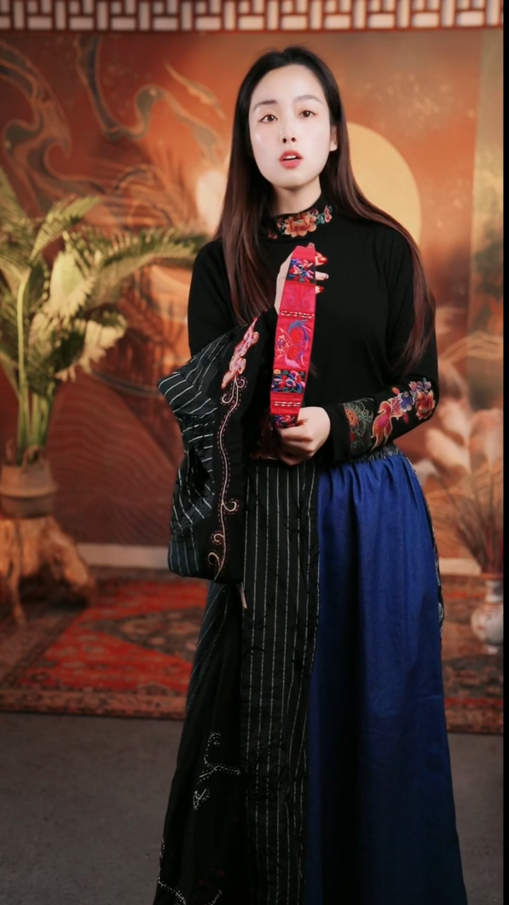 红色款式发带79米